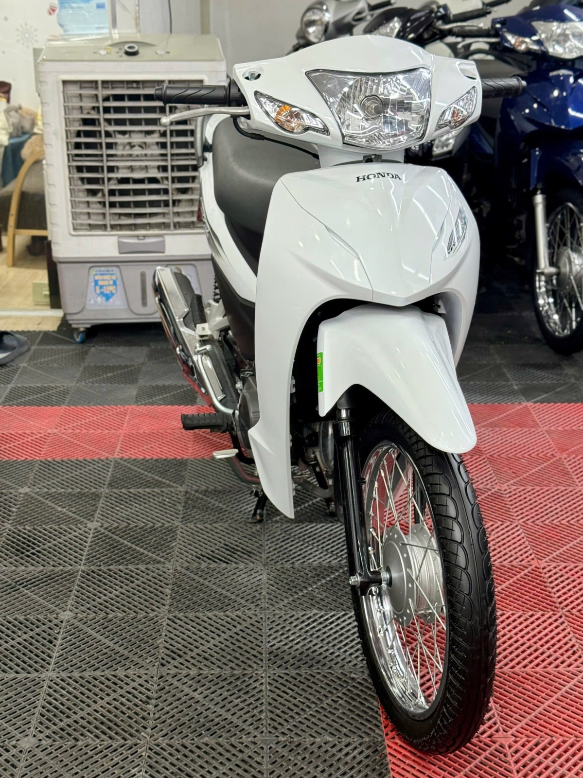 Wave @ 2025 68AA-50413