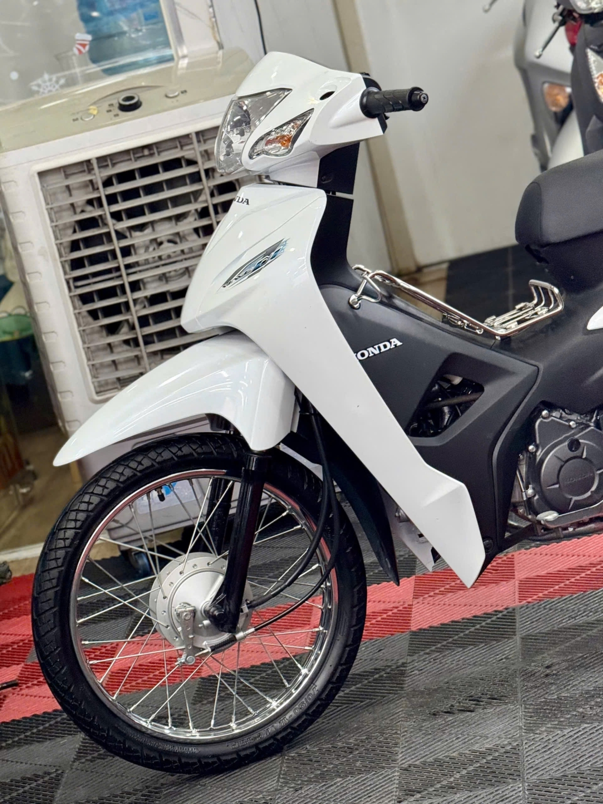 Wave @ 2025 68AA-50413