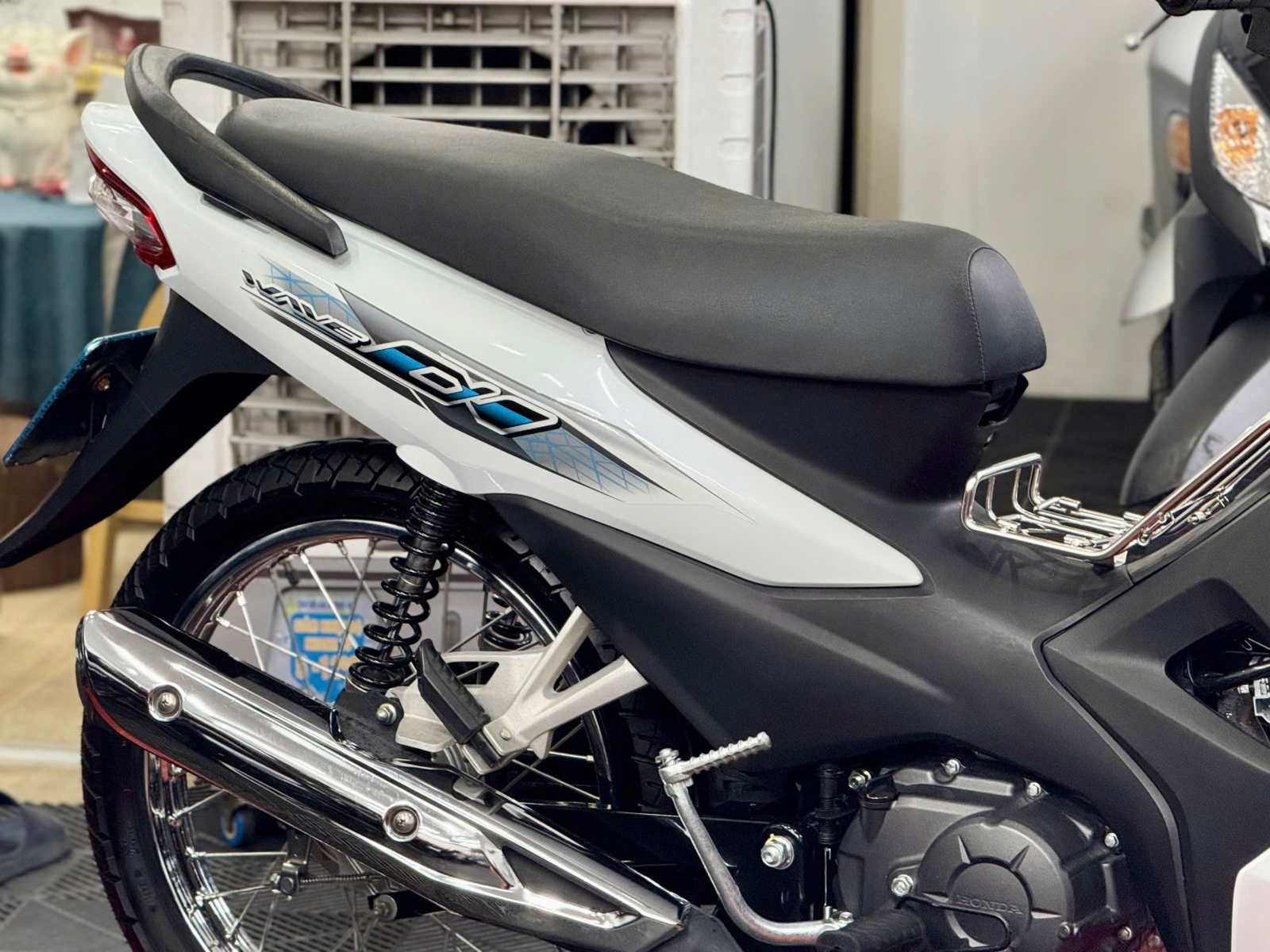 Wave @ 2025 68AA-50413