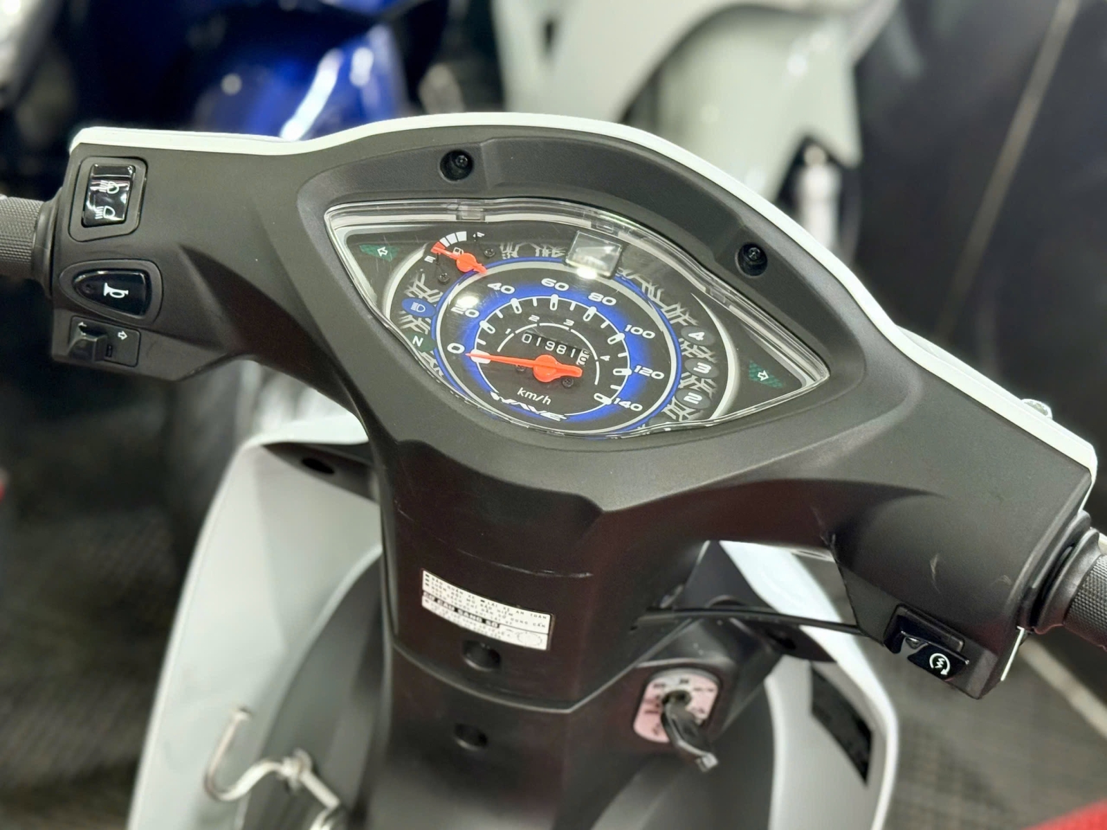 Wave @ 2025 68AA-50413