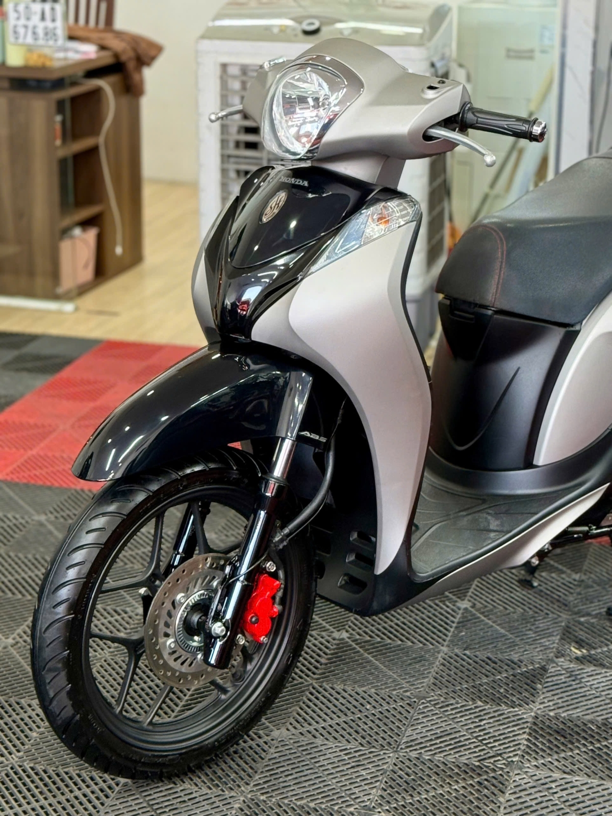 SHmode 2020 ABS 61F1-44840