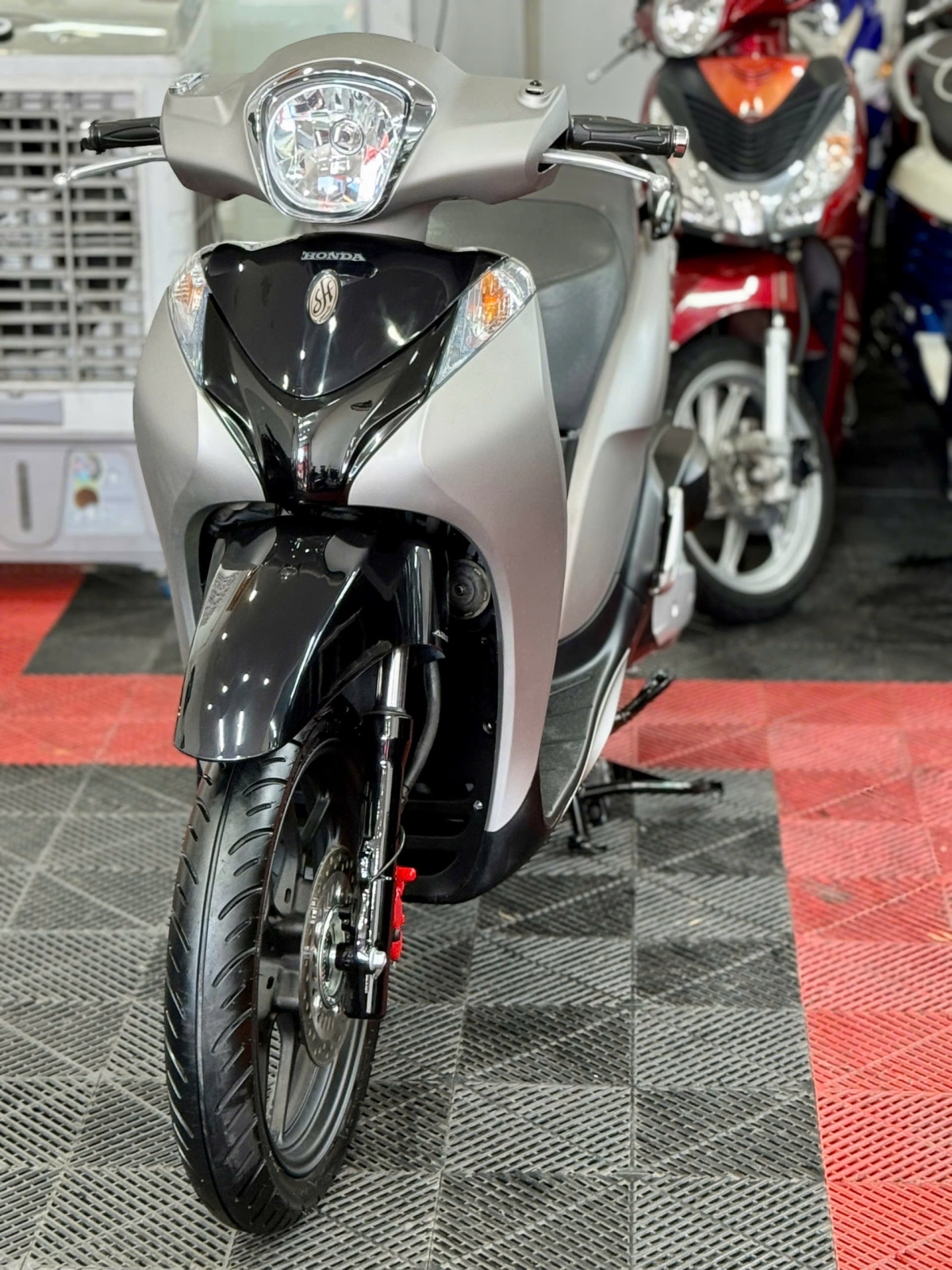 SHmode 2020 ABS 61F1-44840