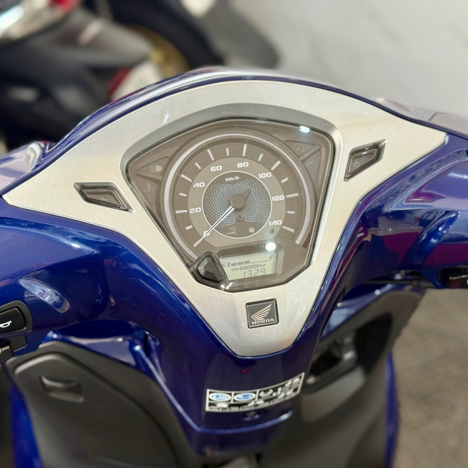 Lead 2025 37AB-58056