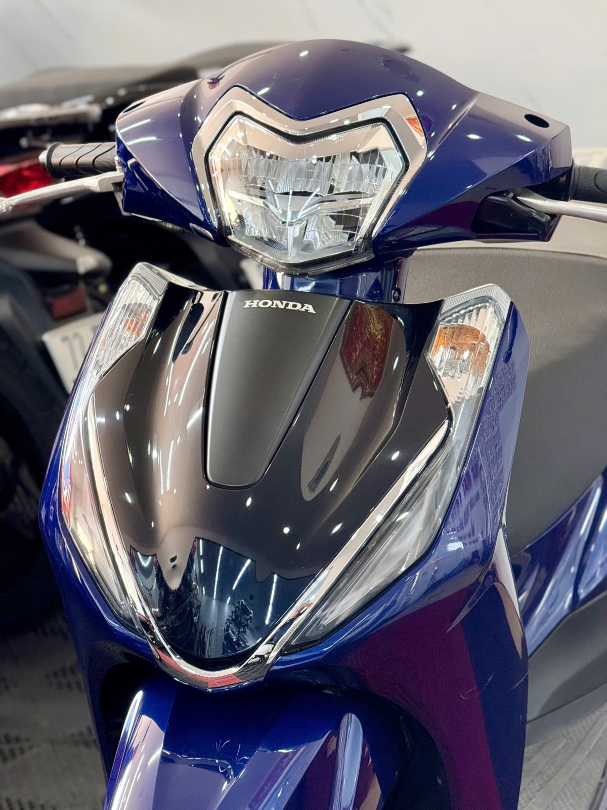 Lead 2025 37AB-58056