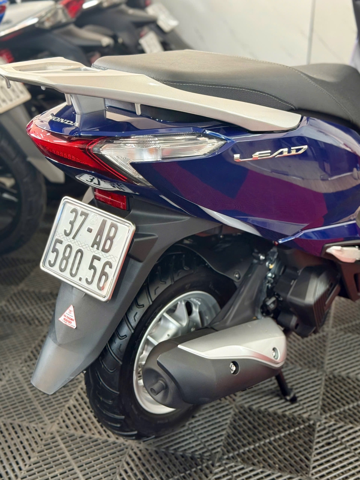 Lead 2025 37AB-58056