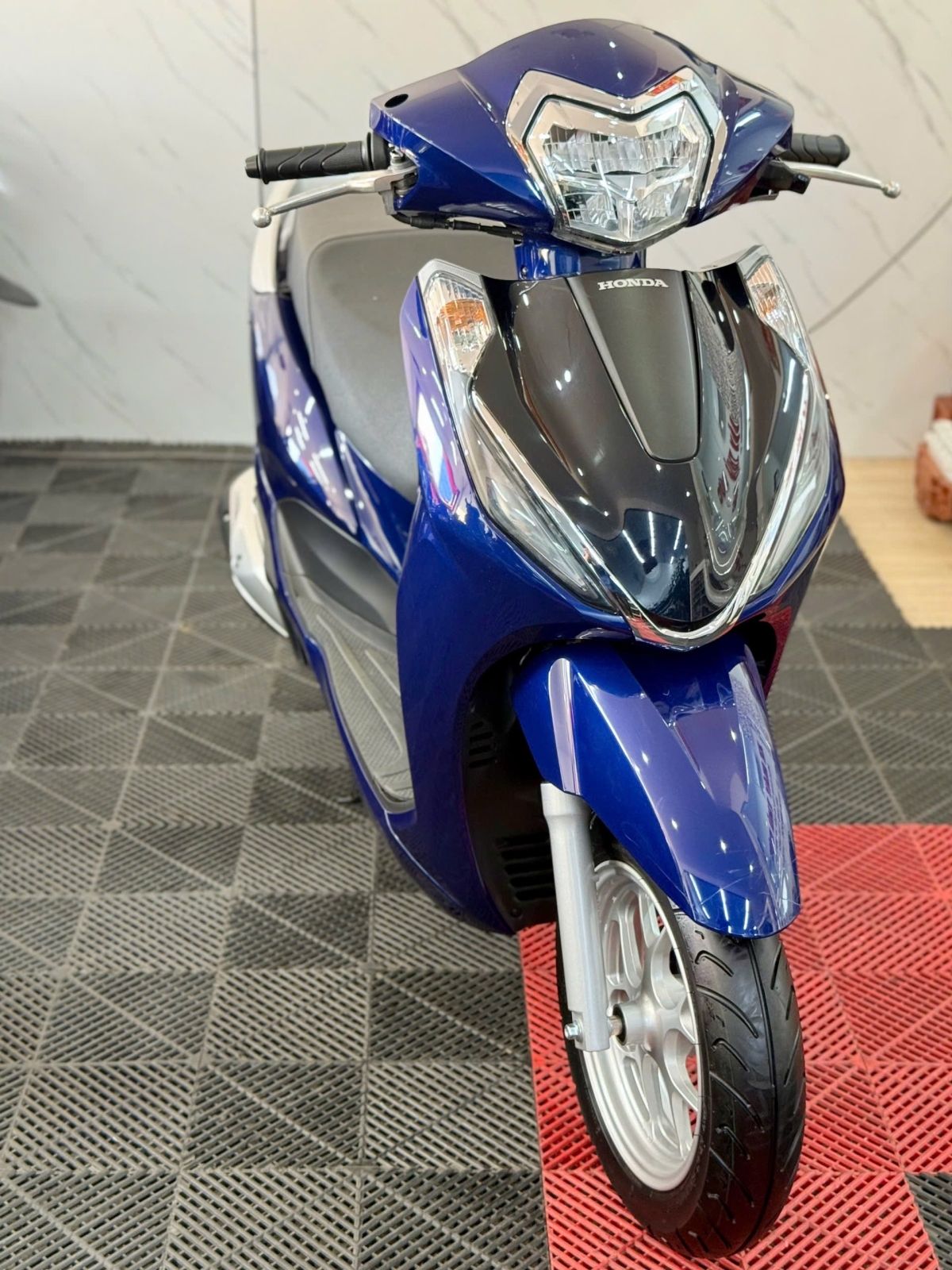 Lead 2025 37AB-58056