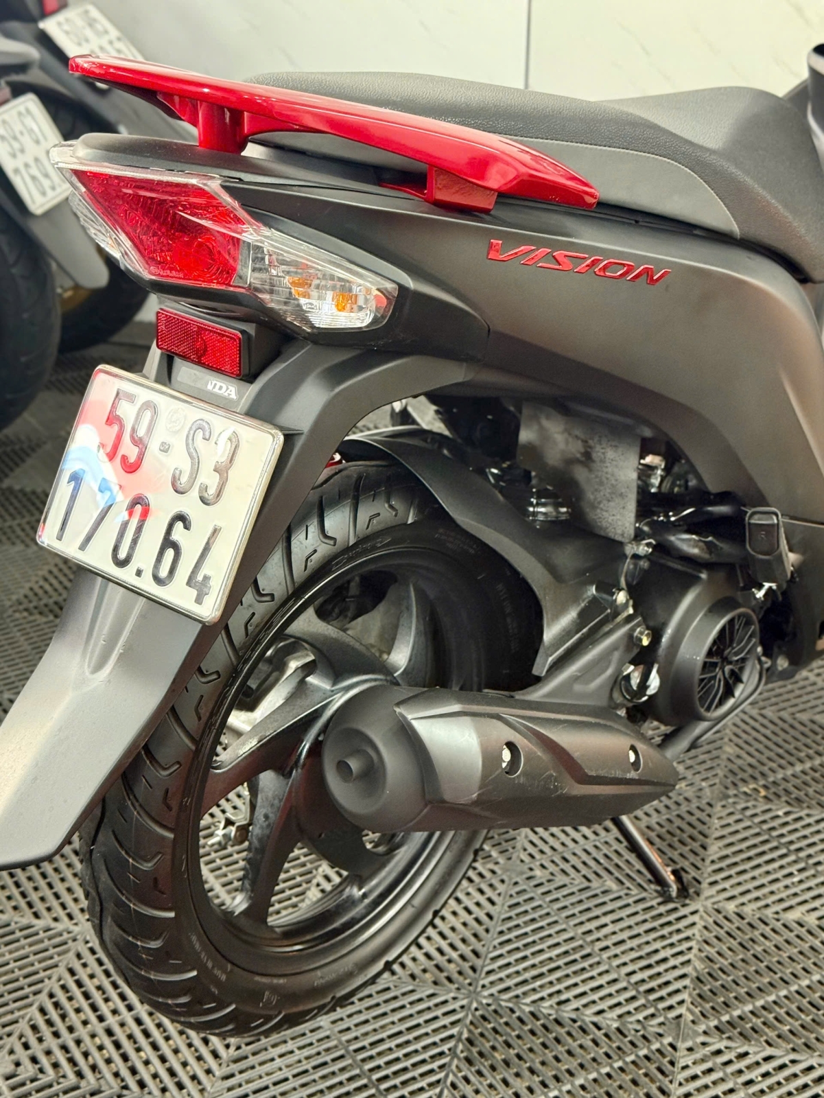 Honda Vision 2019 59S3-17064