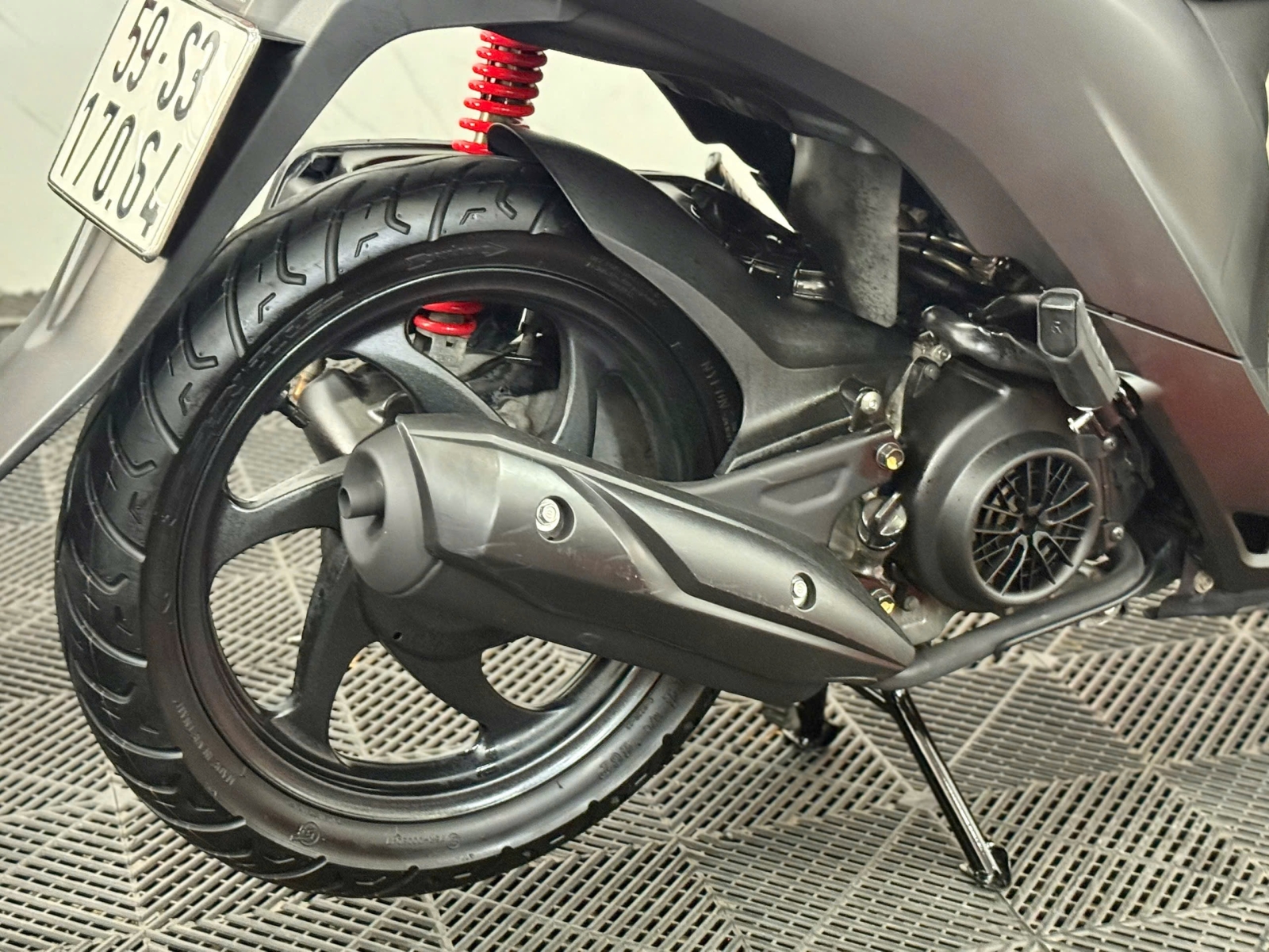 Honda Vision 2019 59S3-17064