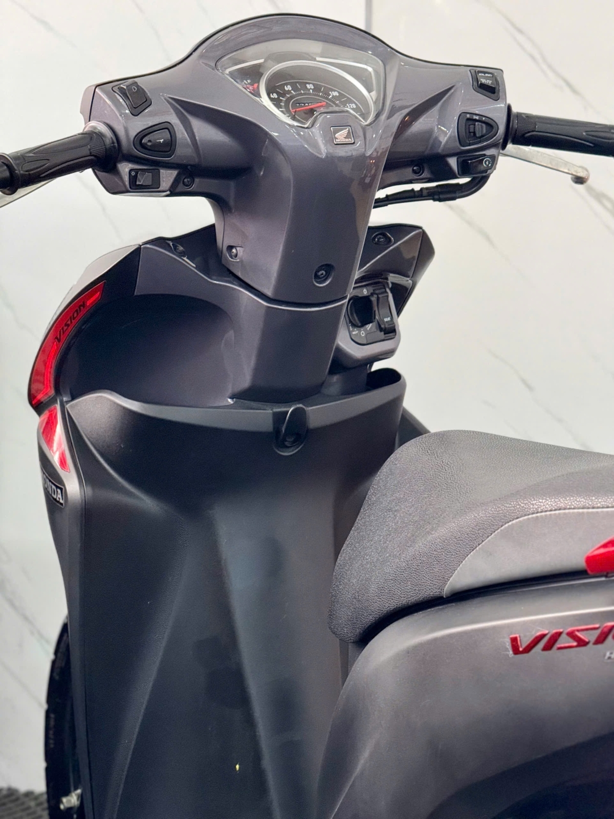 Honda Vision 2019 59S3-17064