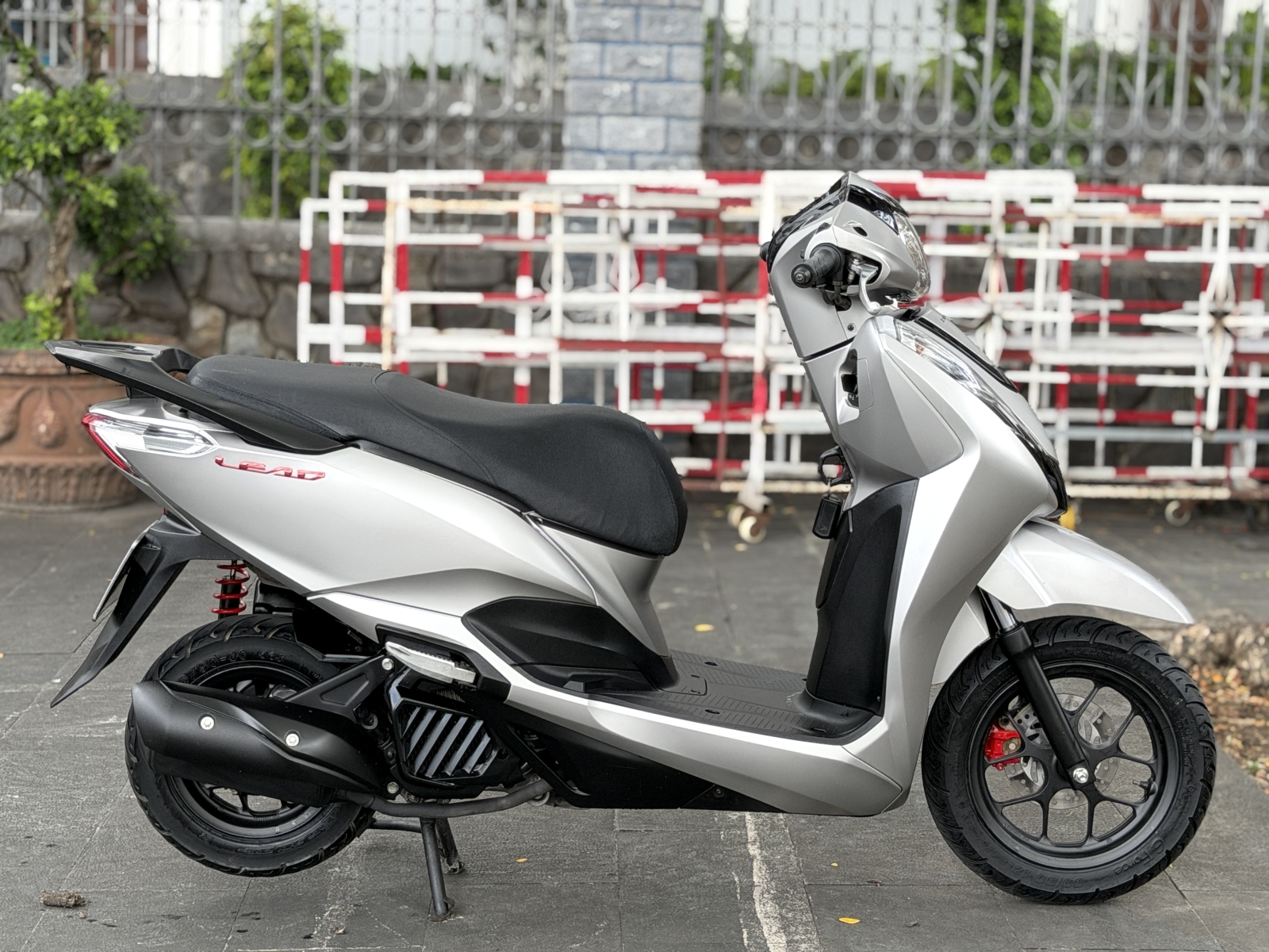 HONDA LEAD 2018 UP 4VAL BS 60G1 06213