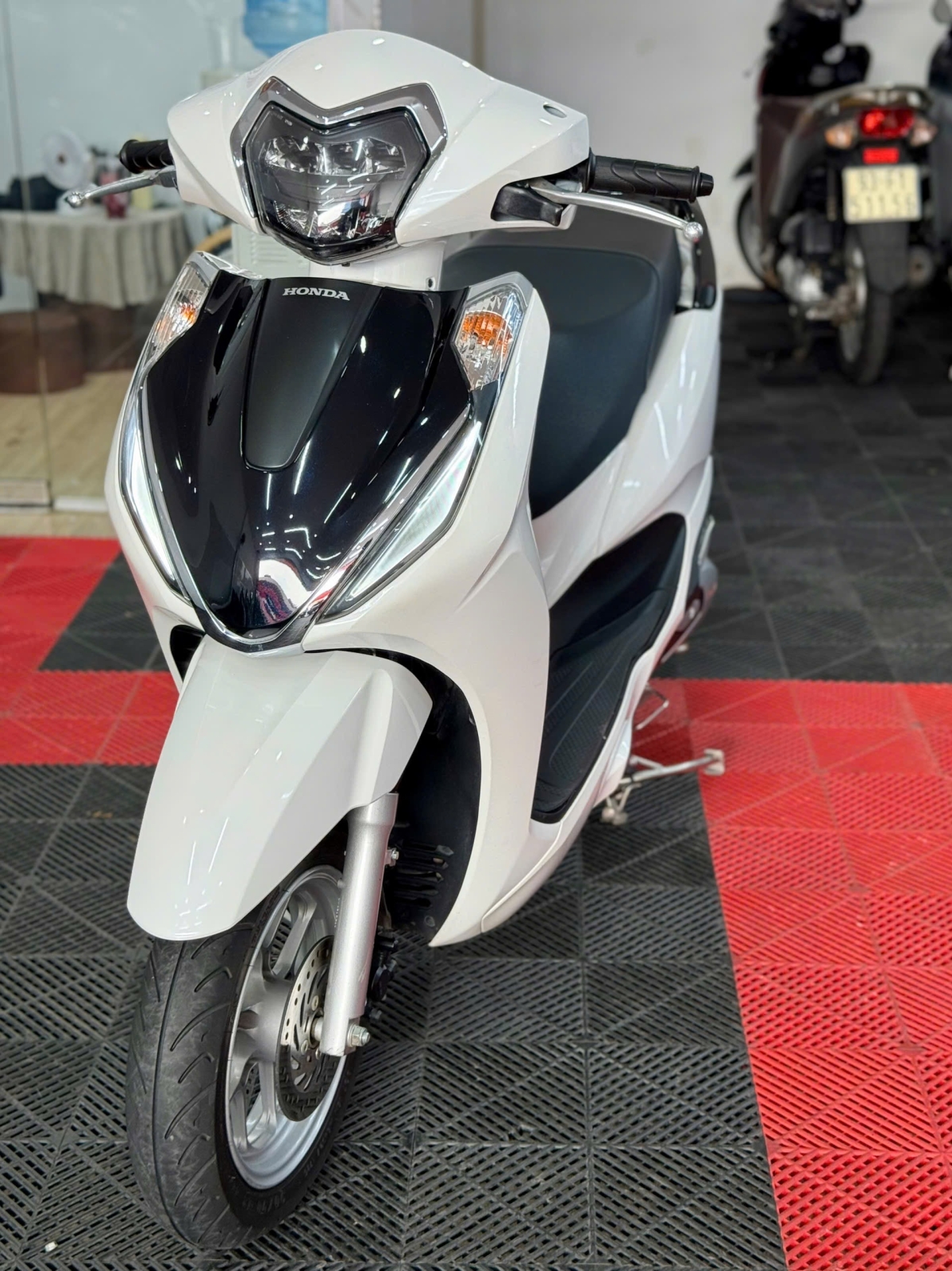 HONDA LEAD 125 CBS 2025 60AB-41687
