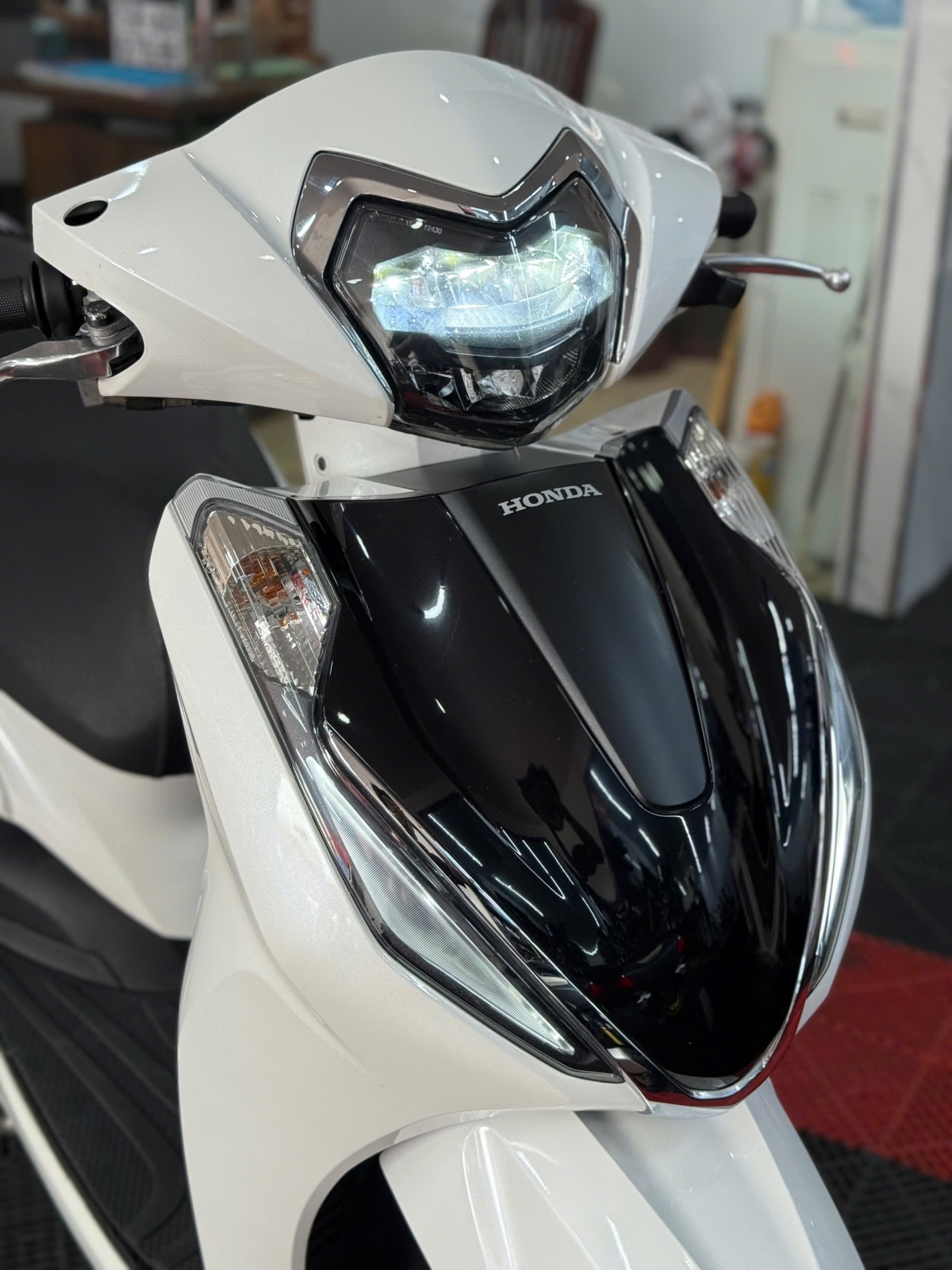HONDA LEAD 125 CBS 2025 60AB-41687