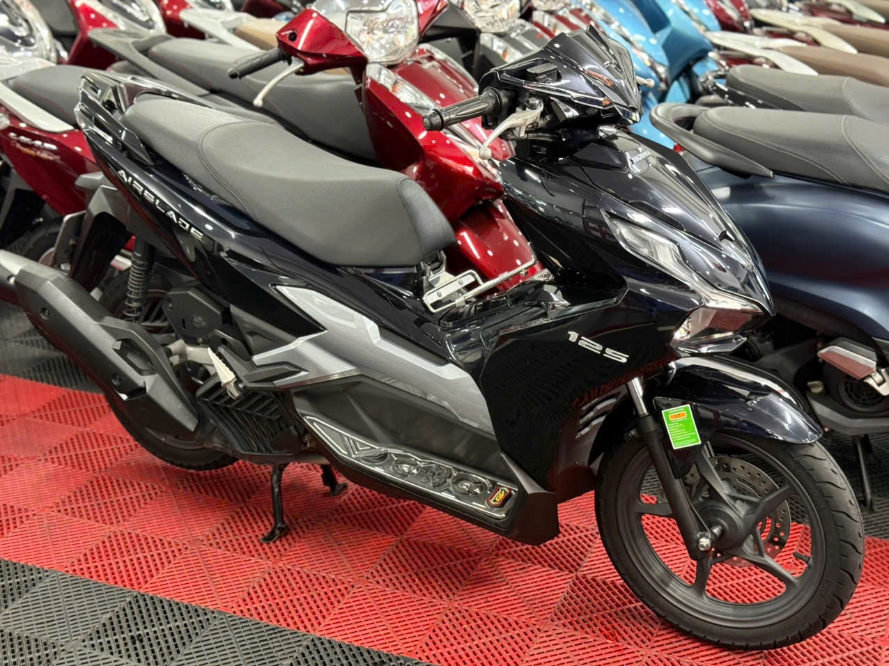 HONDA AIRBLADE 125 2024 5000KM 50AC-00853