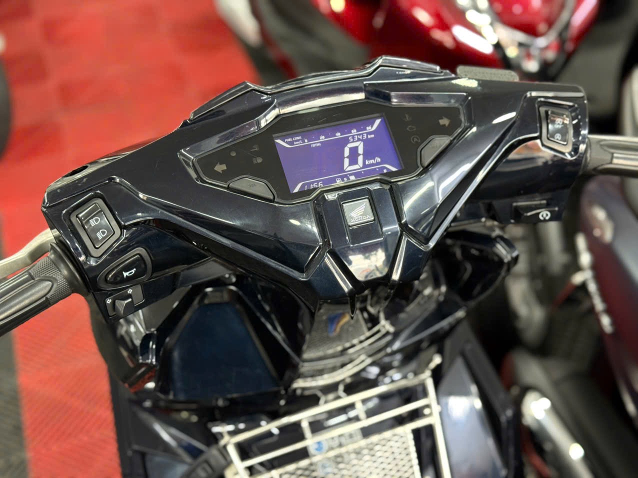 HONDA AIRBLADE 125 2024 5000KM 50AC-00853