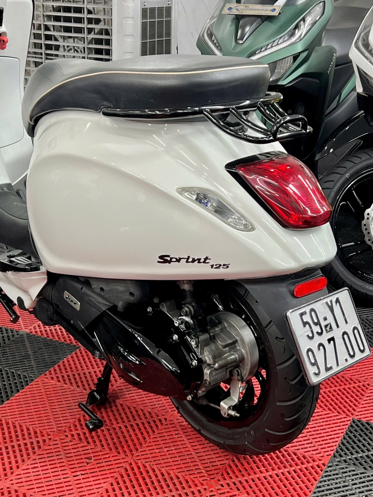 Vespa Sprint 2017 59Y1-92700