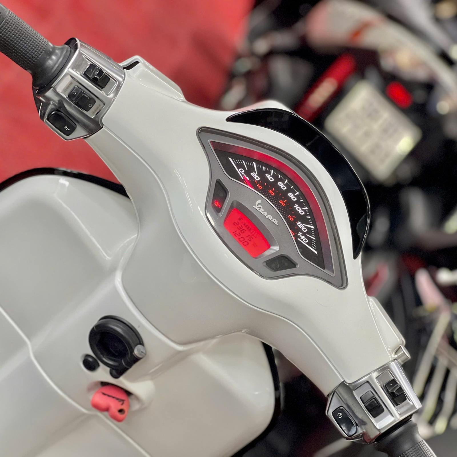 Vespa Sprint Iget 2017 59Y1-92700