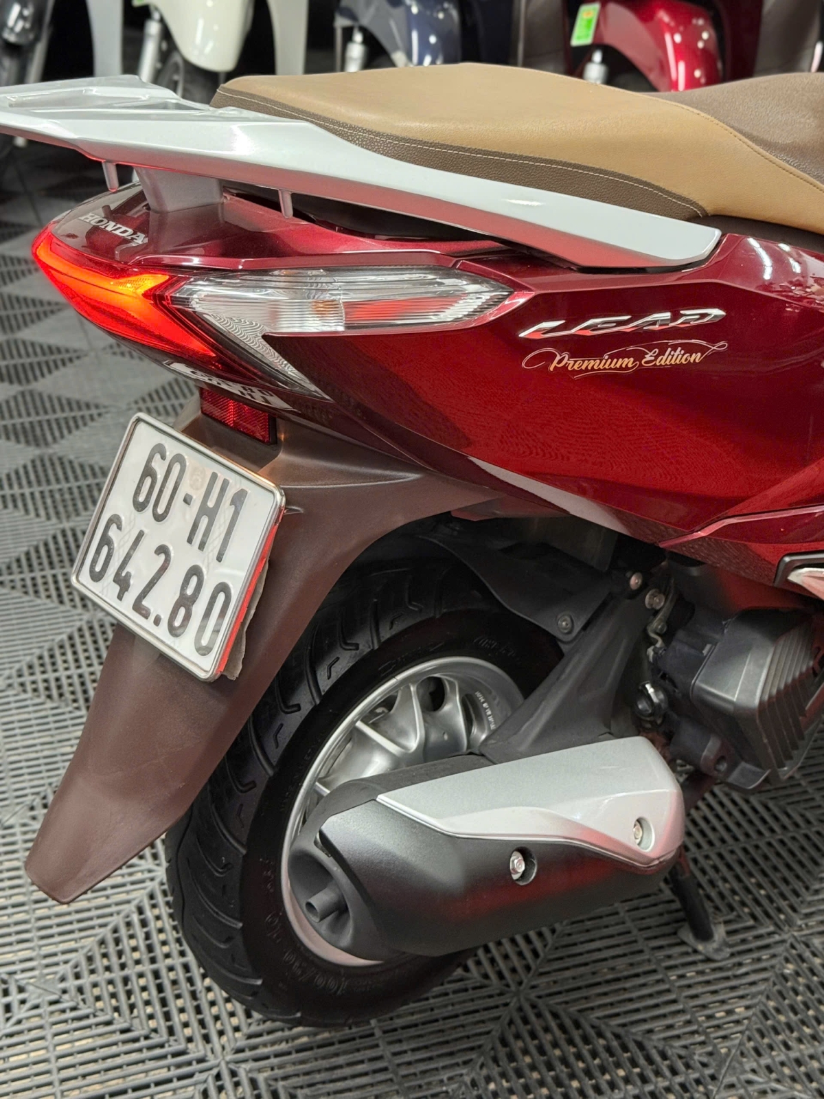 Lead 125 4val 2023 60H1-64280