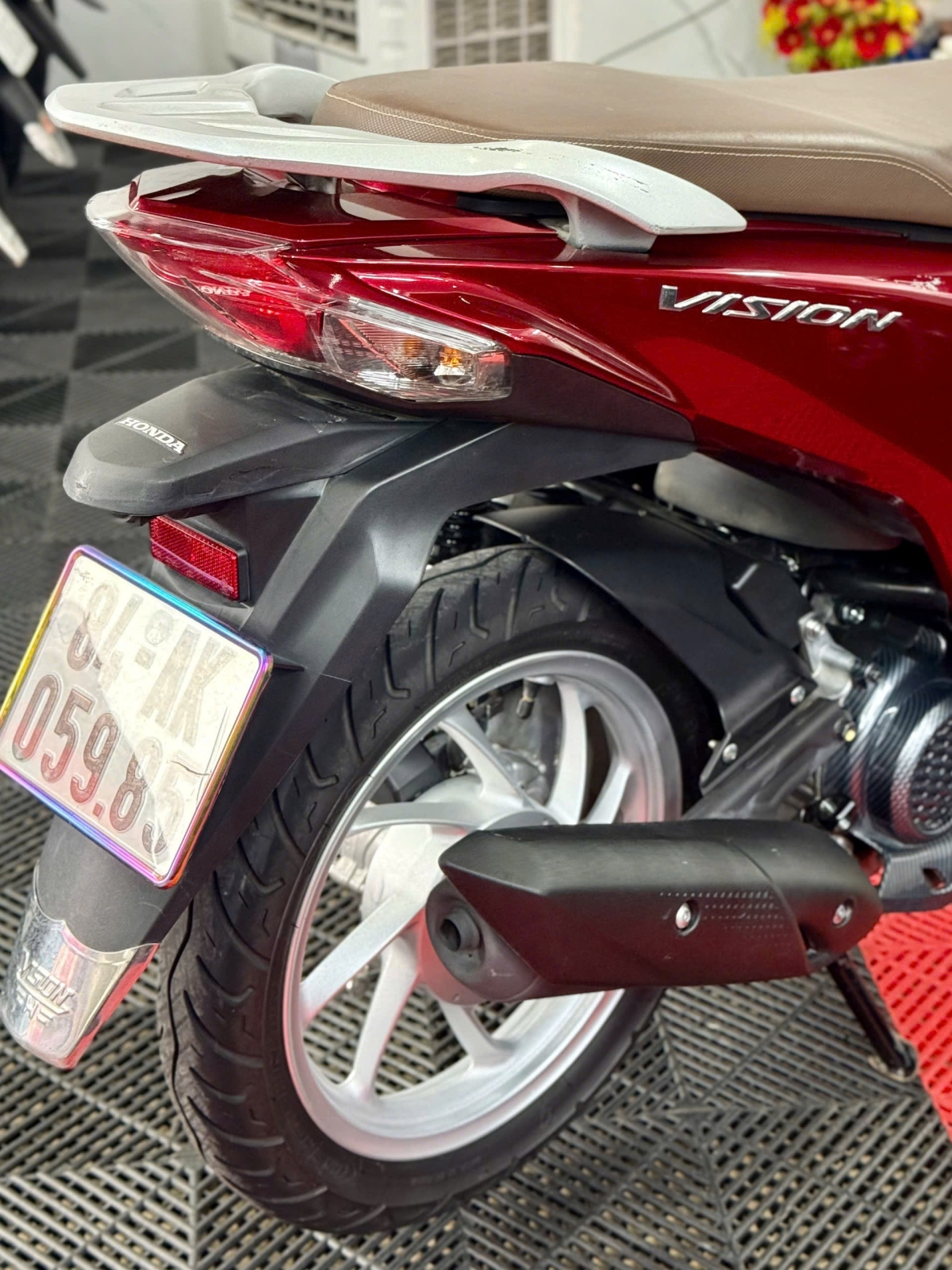 Vision 2024 SMK 84AK-05985