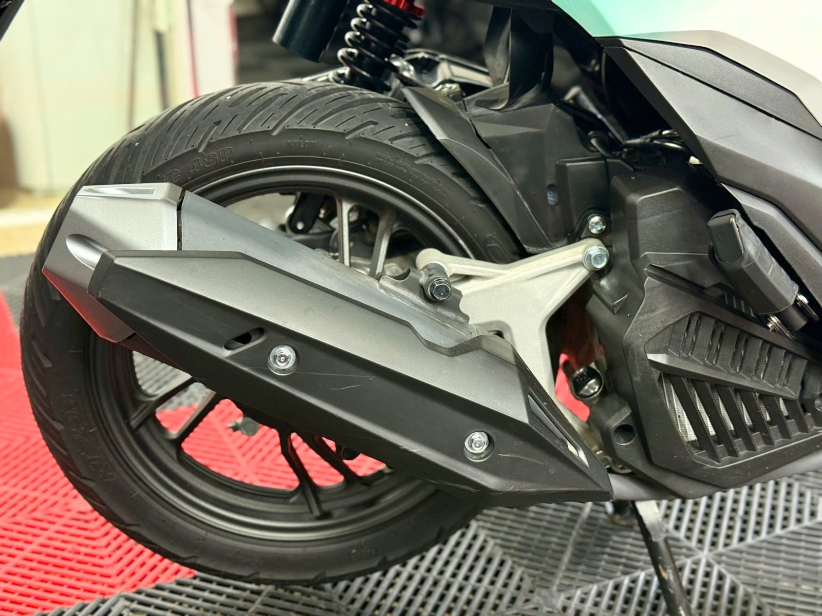 Vario 125 2025 50AD-13041