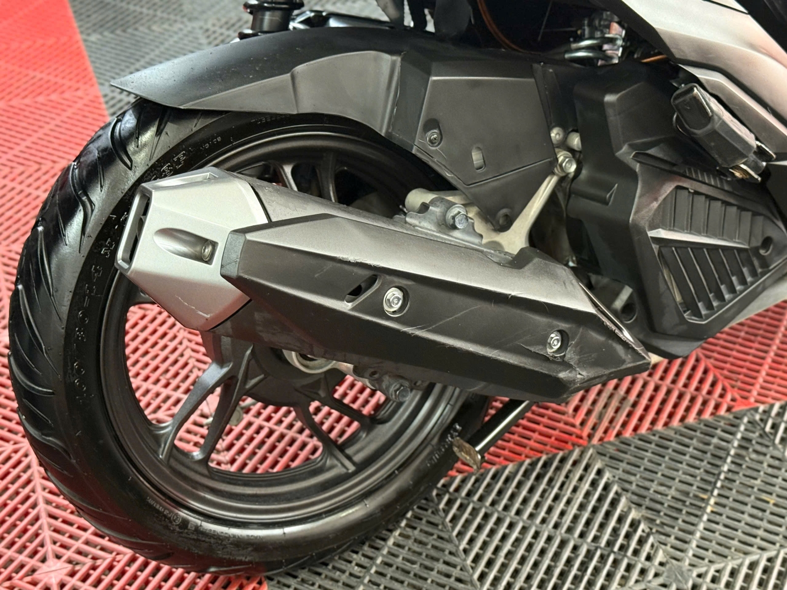 Vario 125 2025 94AA-08226