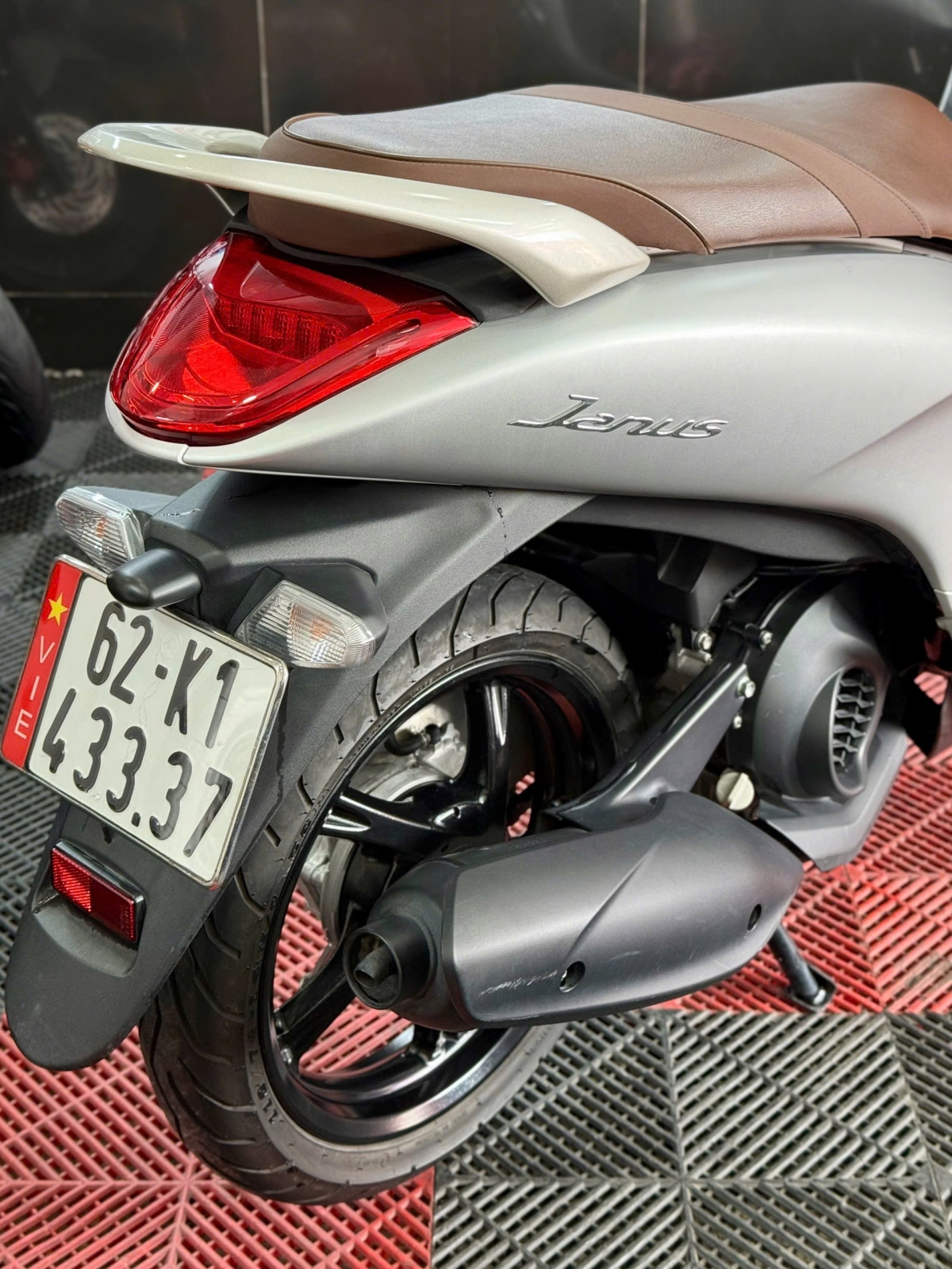 Janus 2024 SMK 62K1-43337