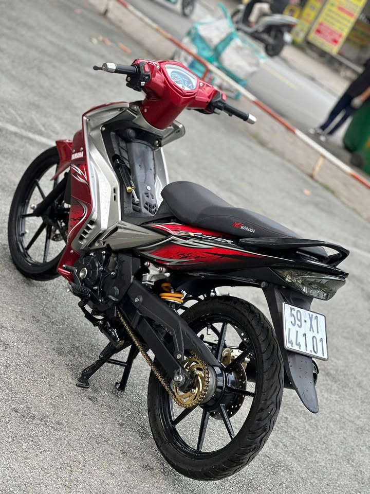 YAMAHA EXCITER 135 úp áo 2010