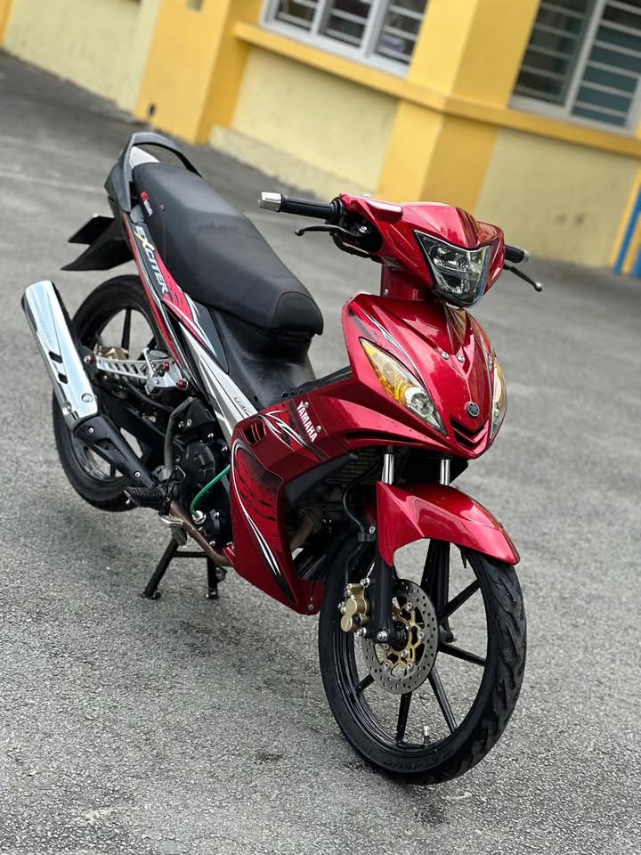 YAMAHA EXCITER 135 úp áo 2010