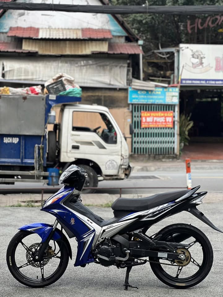 YAMAHA EXCITER 1S9A úp áo 2010