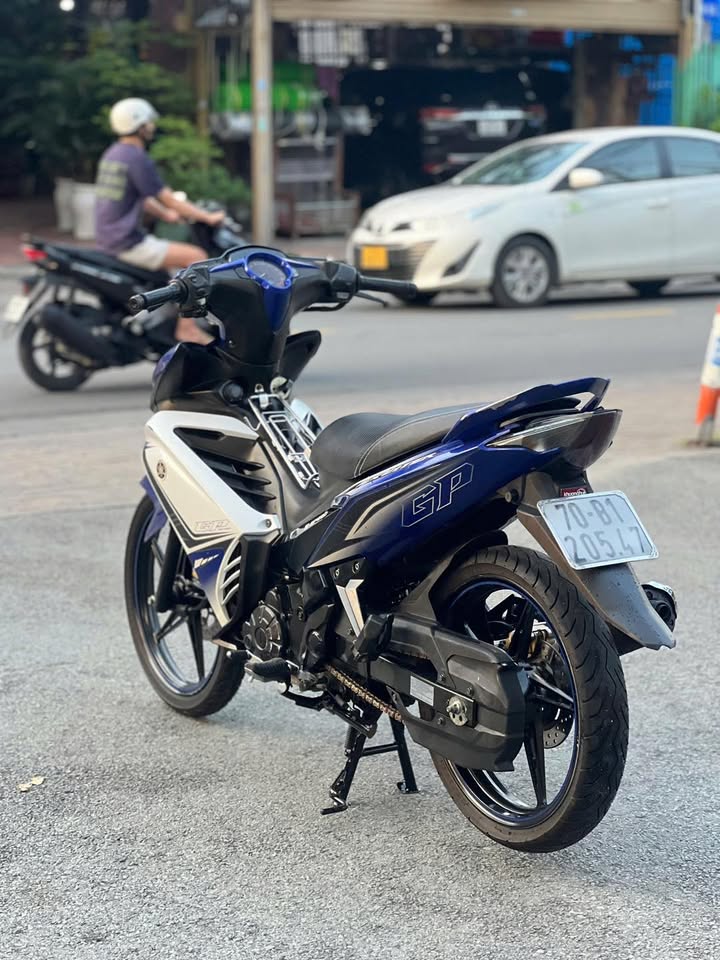 YAMAHA EXCITER BS70b1-205.47