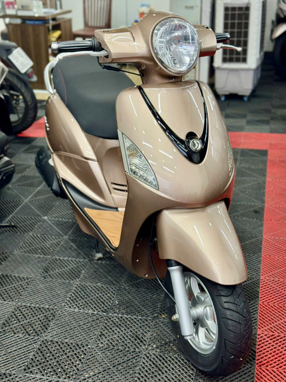 SYM Elizabeth Fi 2012 Vàng TFT 49B1-13888