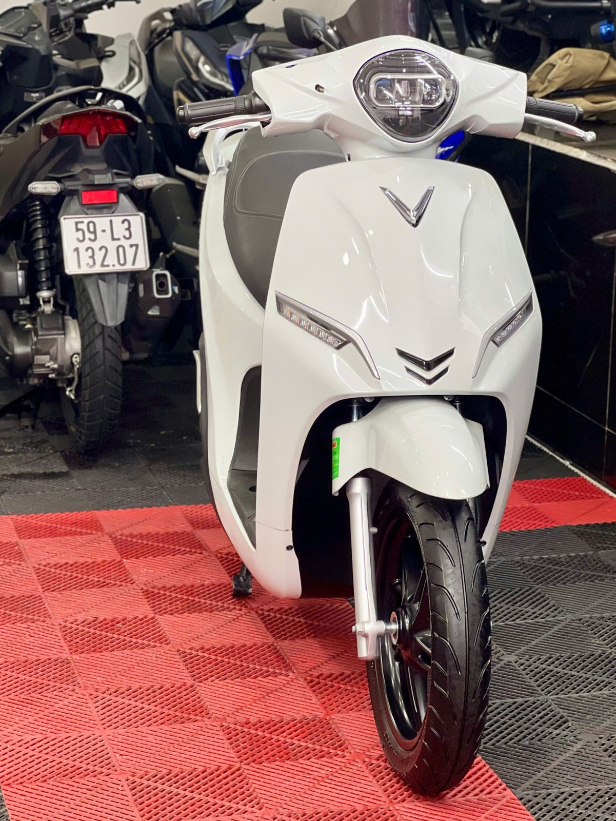 Vinfast FelizNeo 2025 2000km 50AC-52071