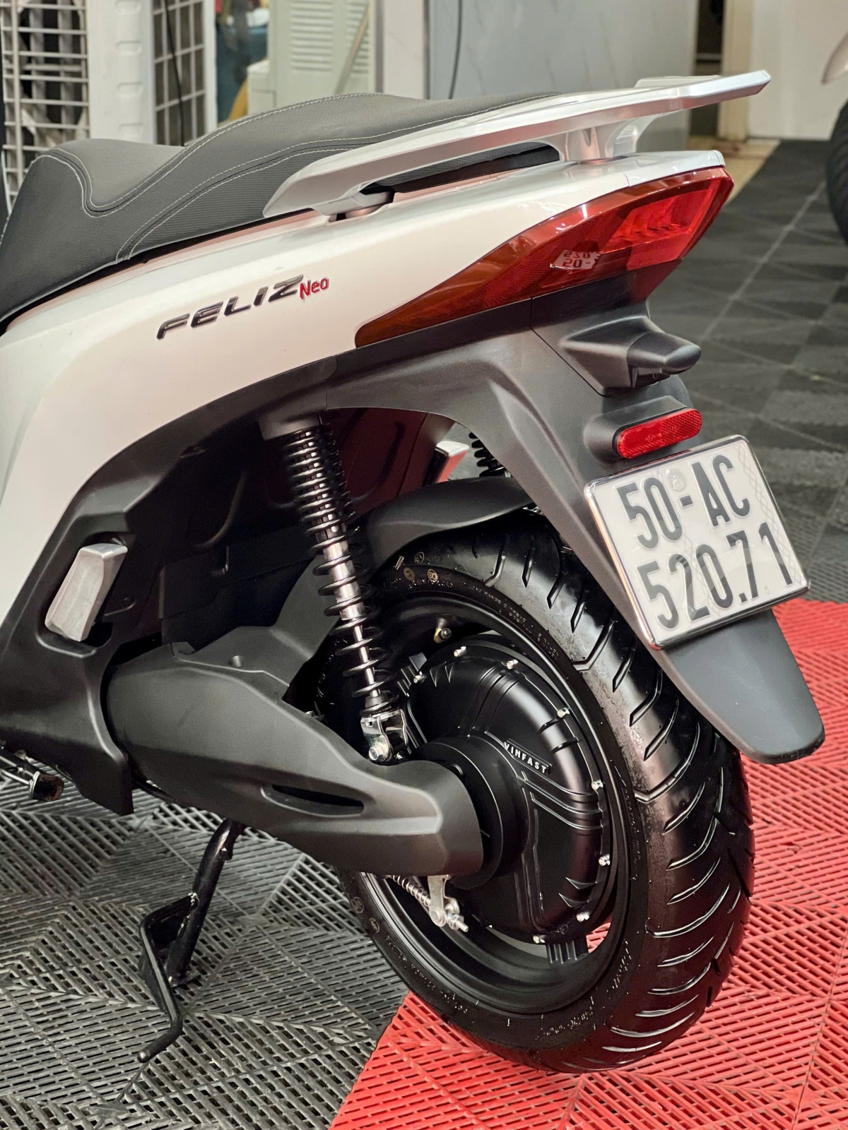 Vinfast FelizNeo 2025 2000km 50AC-52071