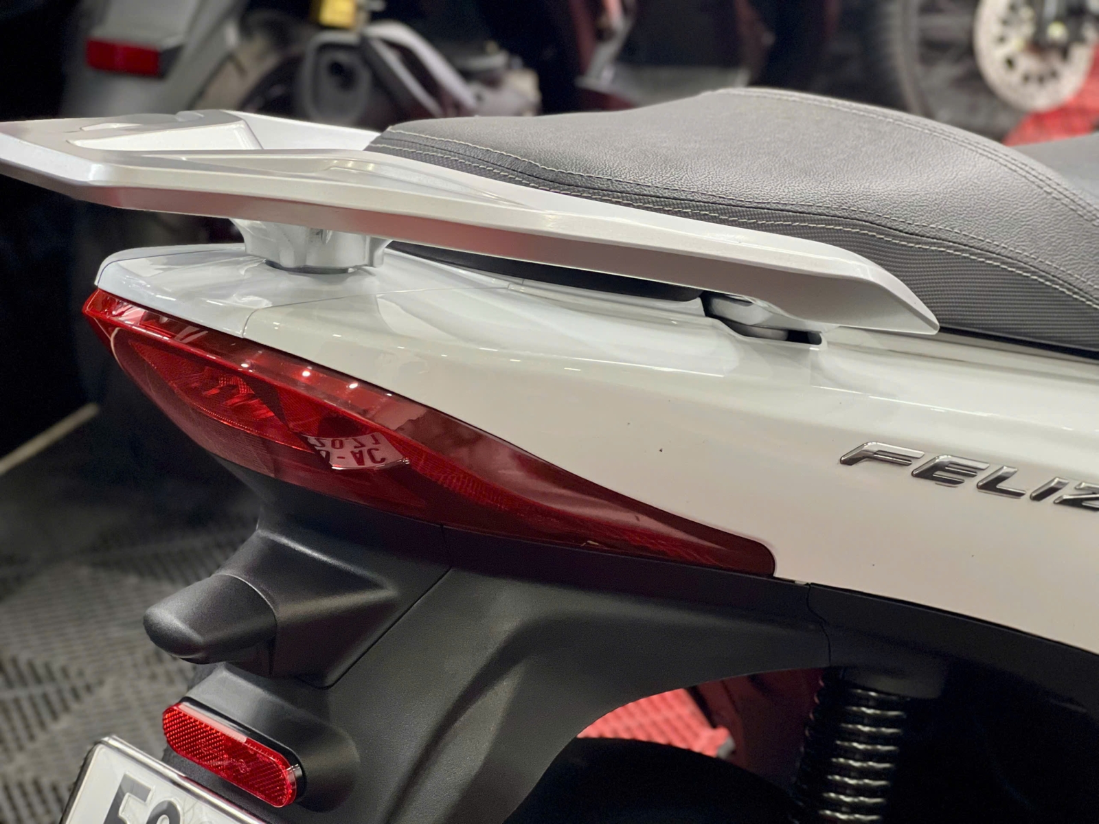 Vinfast FelizNeo 2025 2000km 50AC-52071