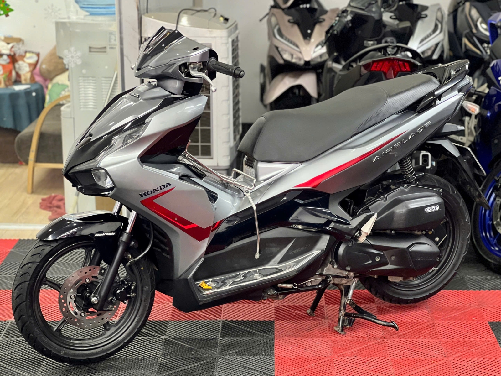 Honda Airblade 125  2021 K9C 48E1-36946