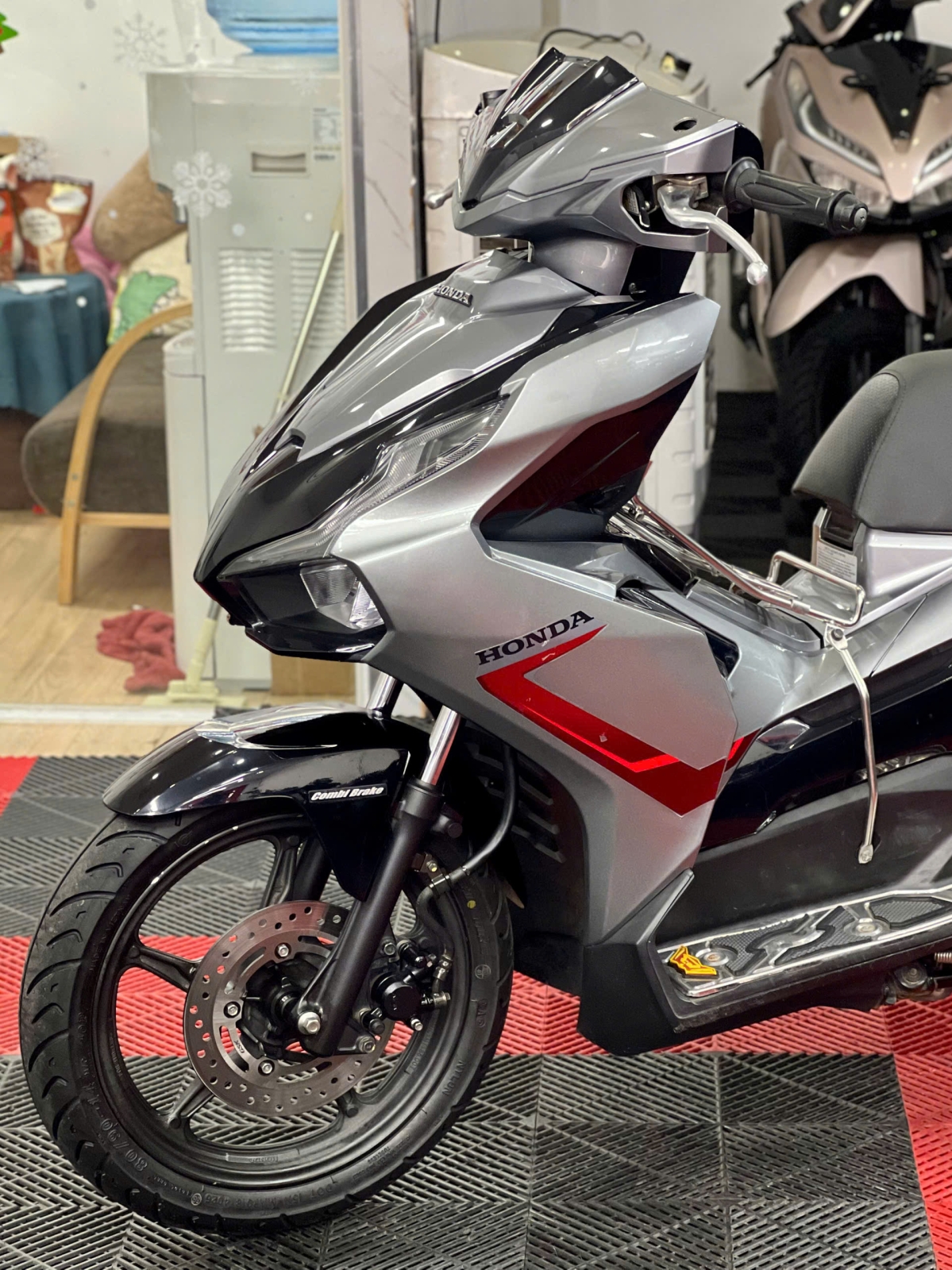 Honda Airblade 125  2021 K9C 48E1-36946