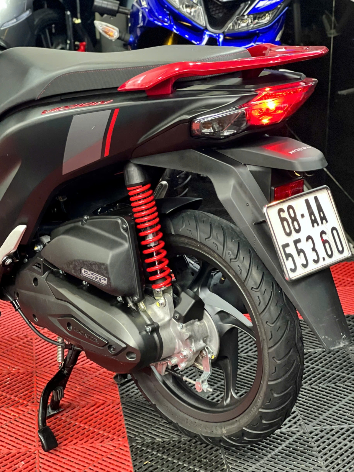 Honda Vision 2025 2000km bản" Thể Thao" 68AA-55360