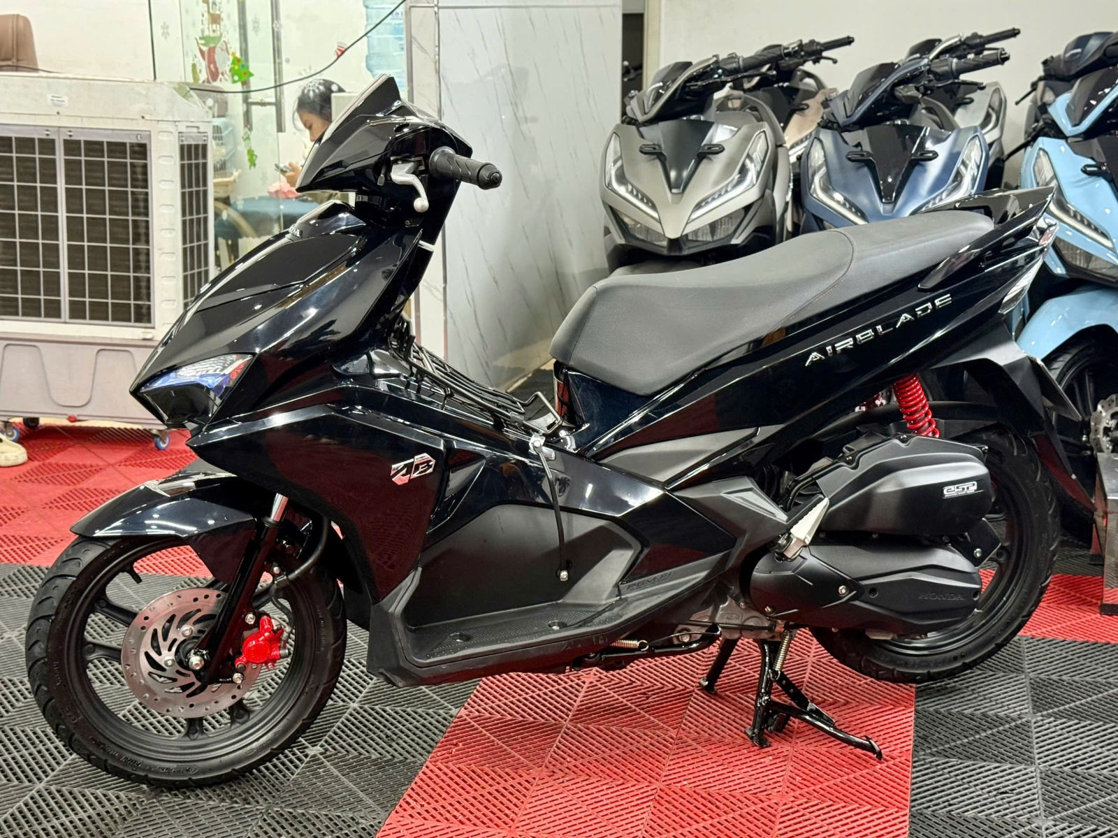 Honda Airblade 2019 Total Black 68L1-25042