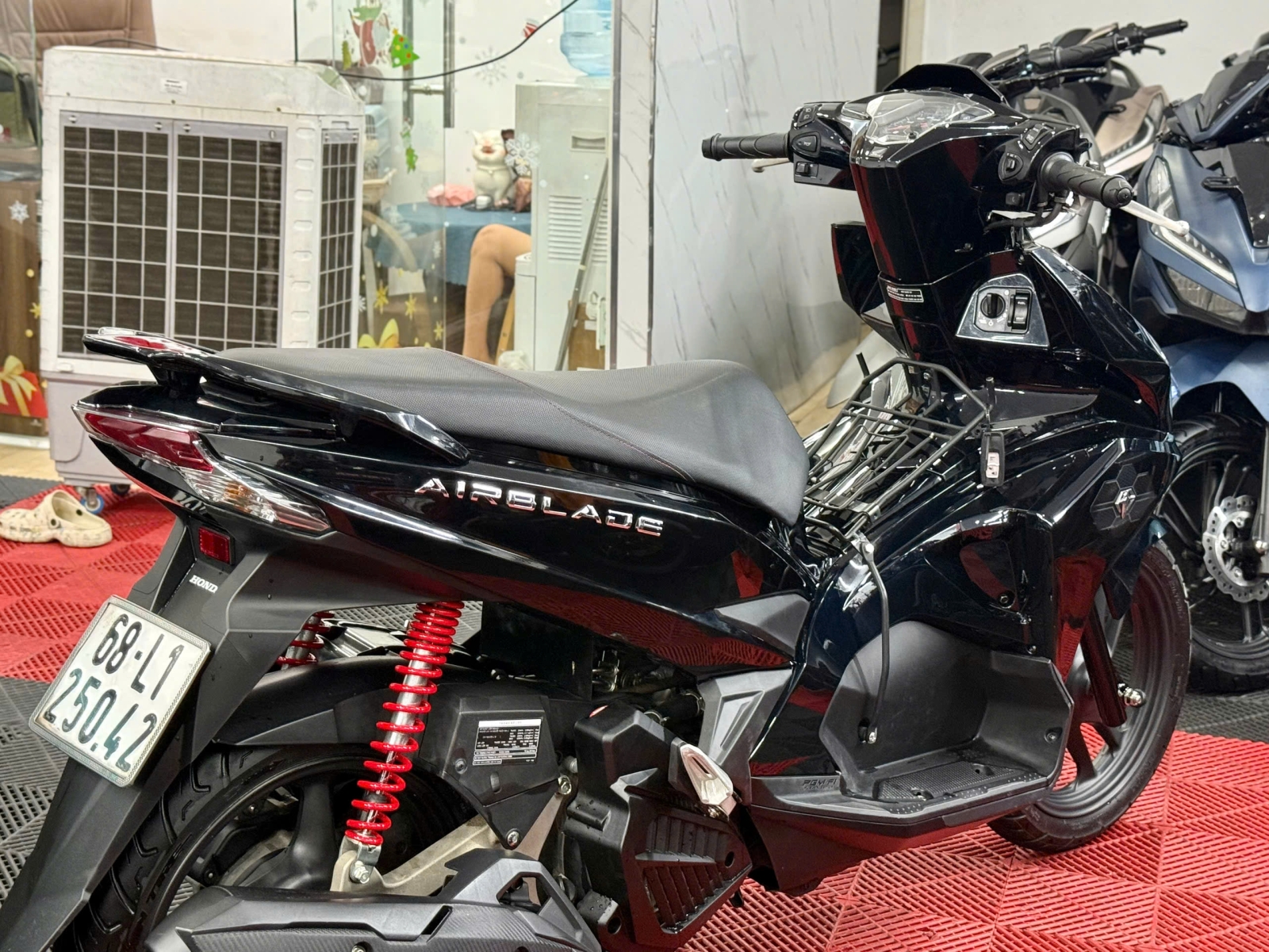 Honda Airblade 2019 Total Black 68L1-25042