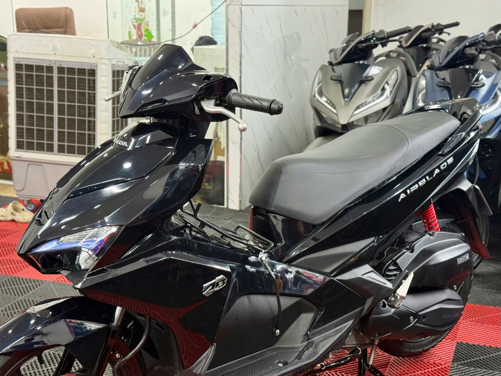 Honda Airblade 2019 Total Black 68L1-25042