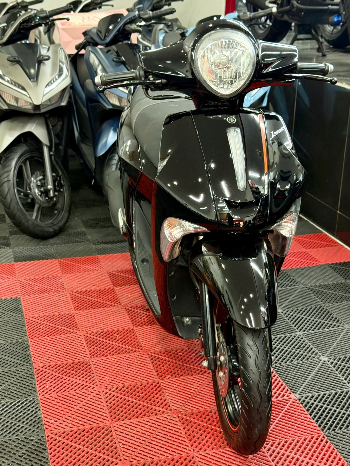 Yamaha Janus 2018 khóa SmartKey 61D1-89493