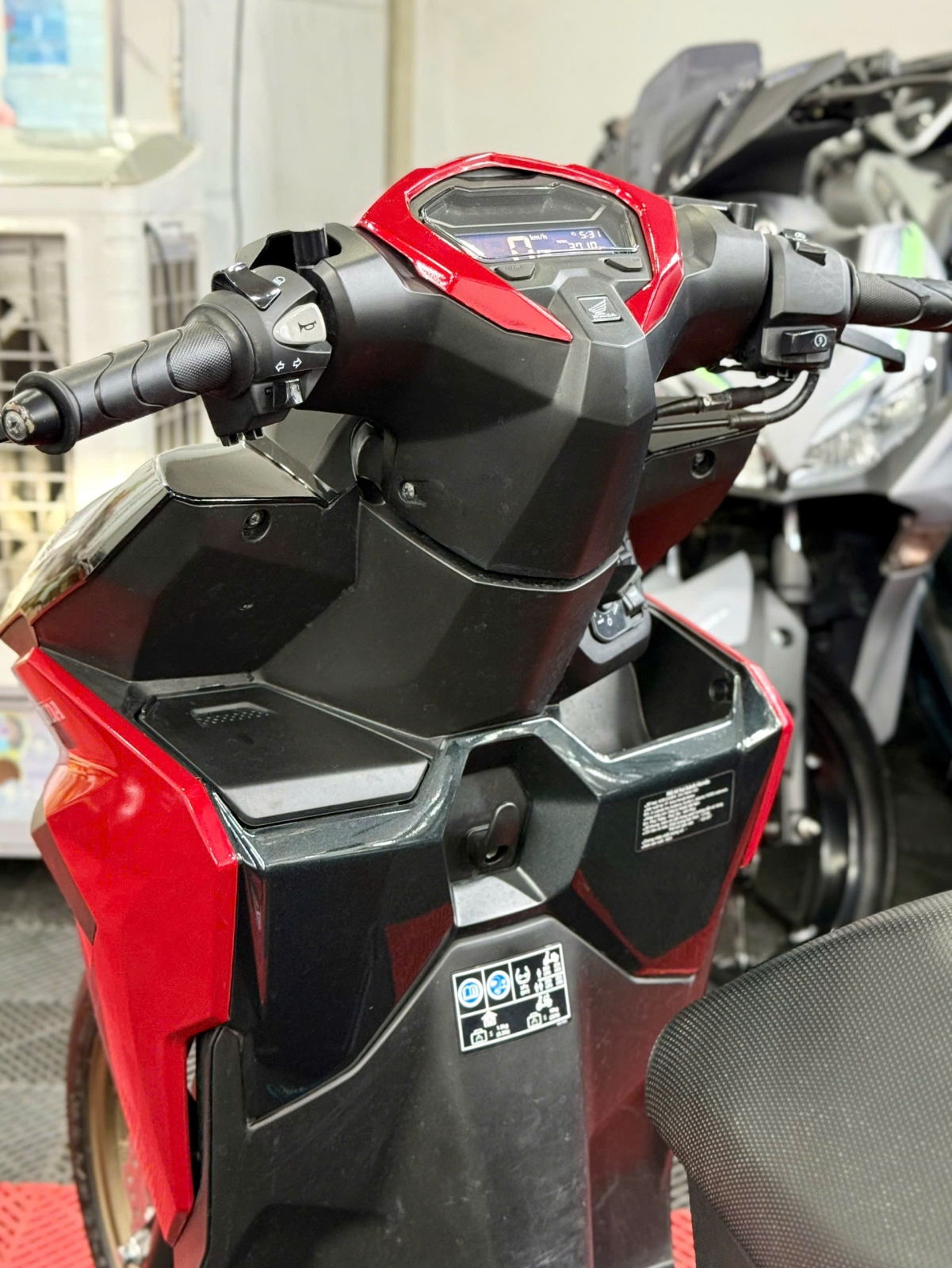 Honda Vario 125 đời 2025 3000KM 86AD-15932