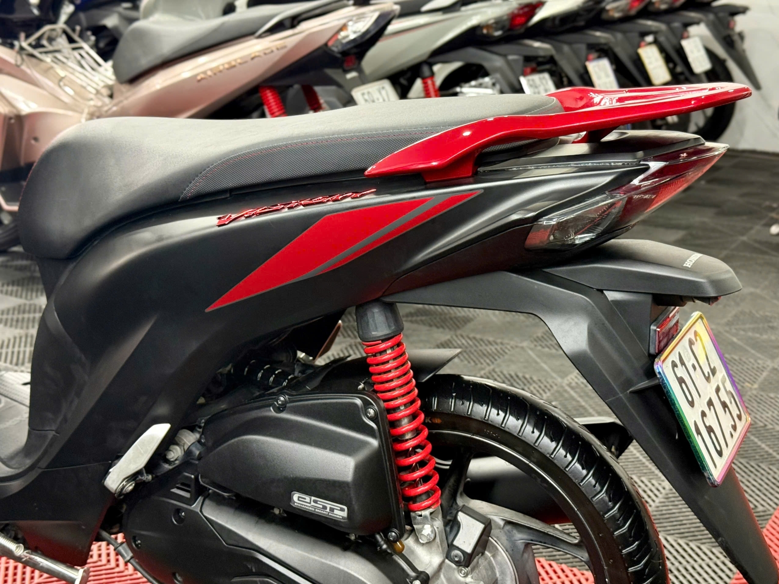 Honda Vision 2022 bản" Cá Tính" 61C2-16755 