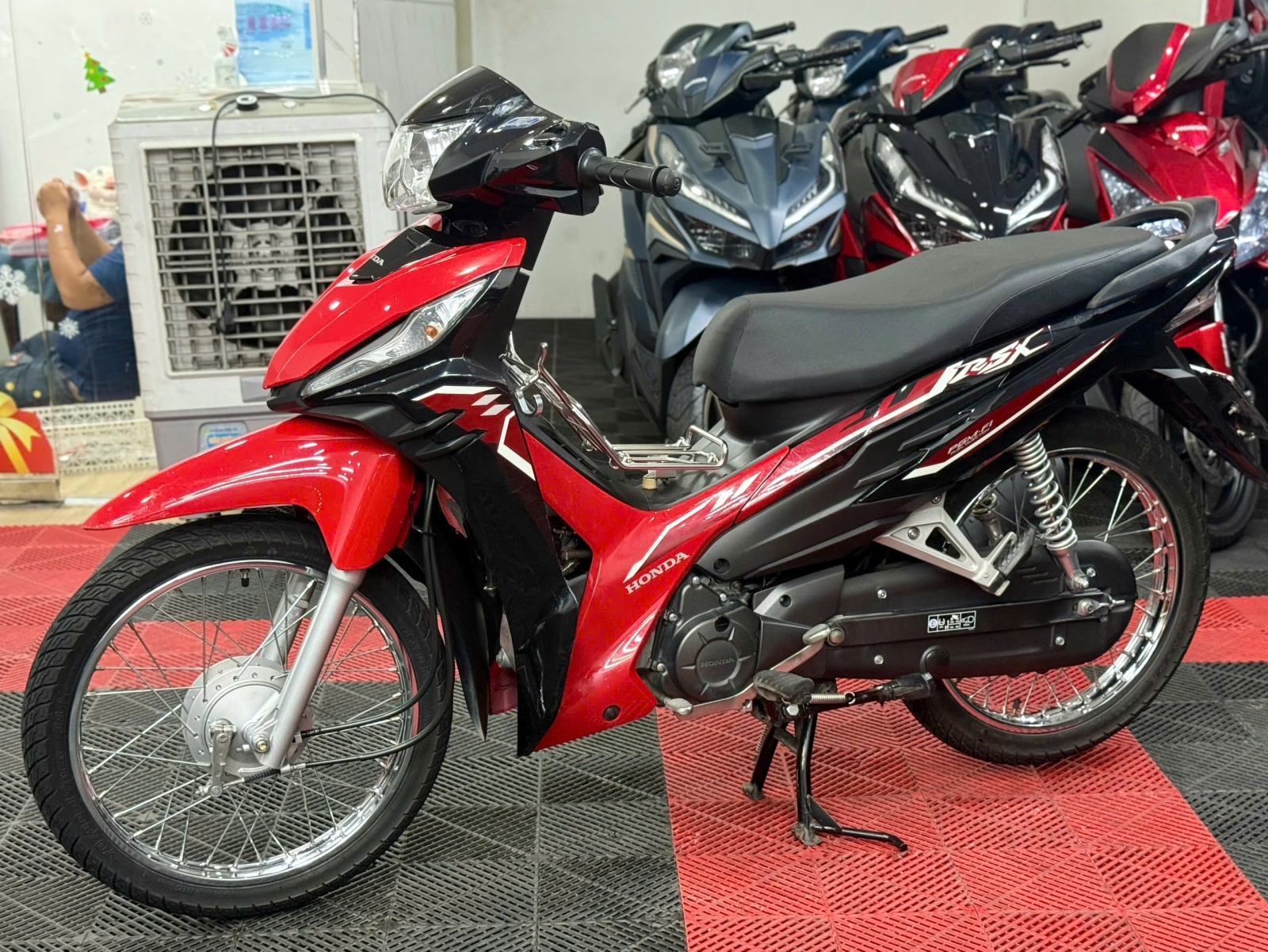 Honda Wave RSX Fi 2023 0do: thấp 63B8-33147