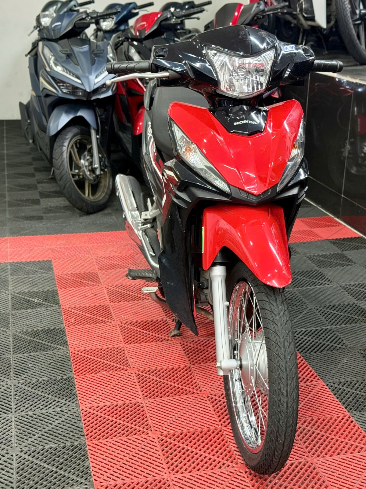 Honda Wave RSX Fi 2023 0do: thấp 63B8-33147