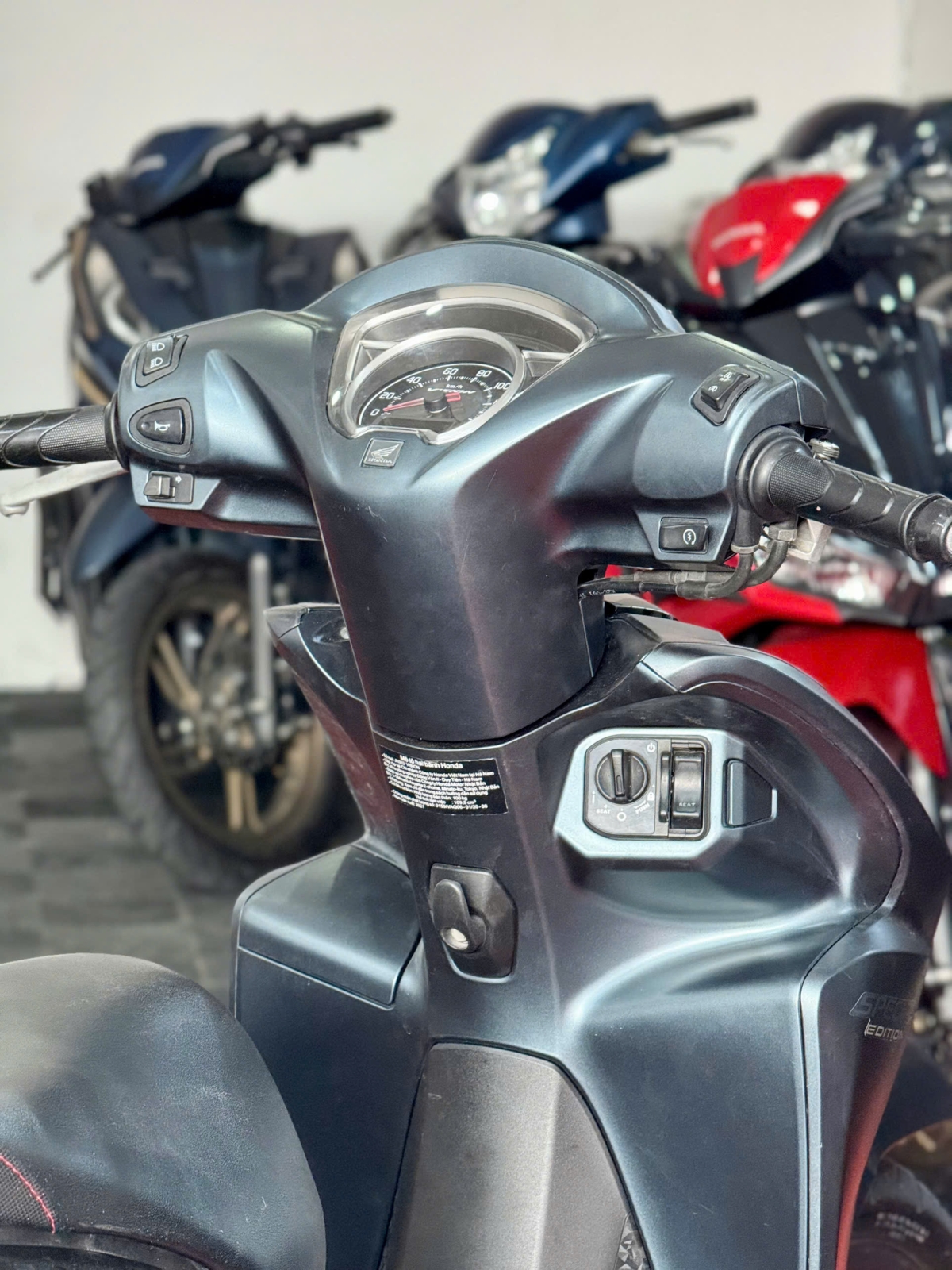 Honda Vision 2022 bản Cá Tính 49H1-59313