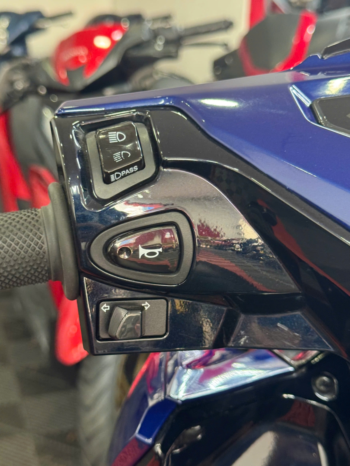 Honda Airblade 125 đời 2023 4000km 71C1-73566