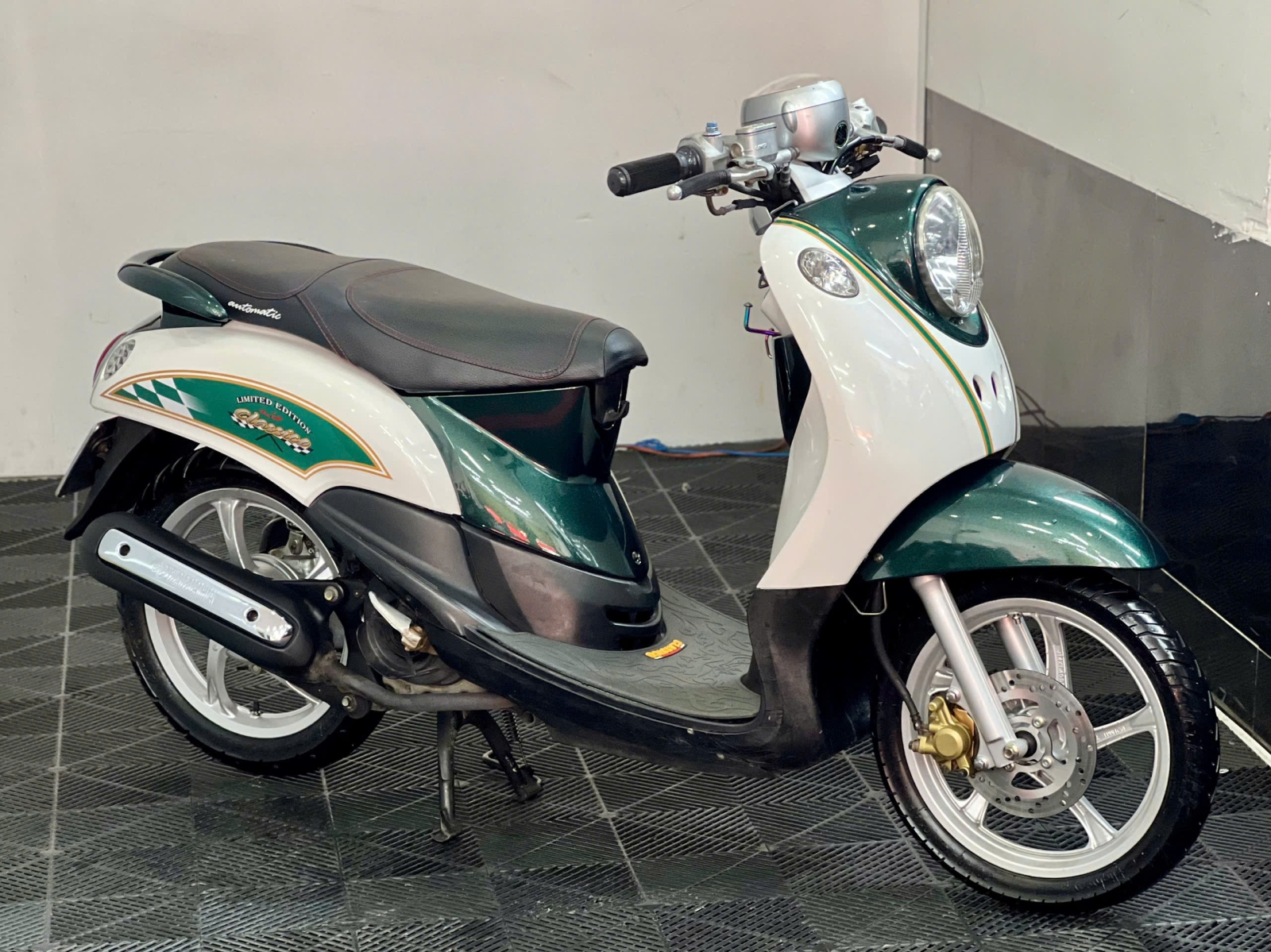 Mio Classico Thailand Biển 54Z8-3125