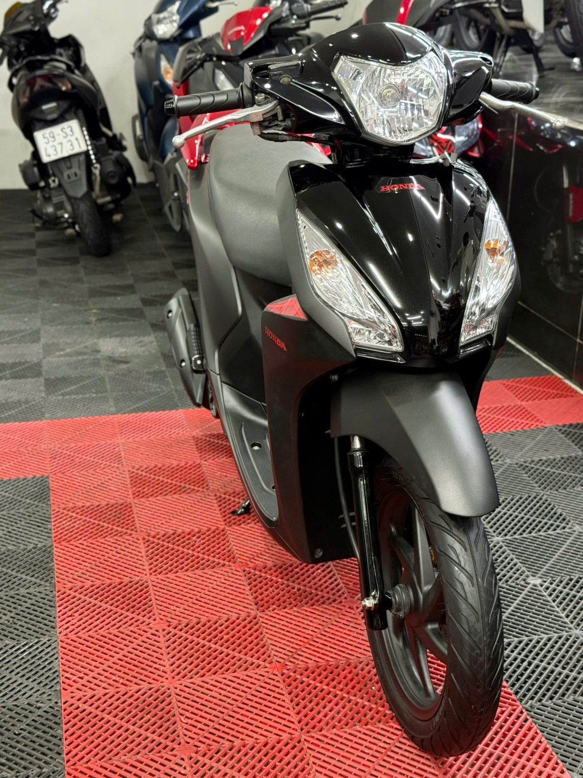 Honda Vision 2018 59X3-28635