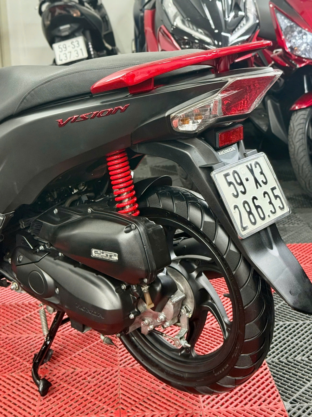 Honda Vision 2018 59X3-28635