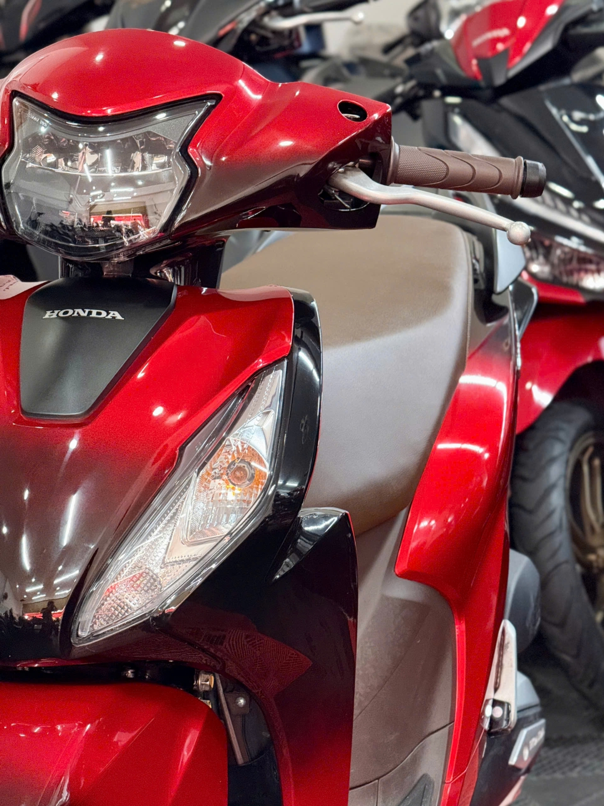 Honda Vision 2000km 2025 50AA-07121